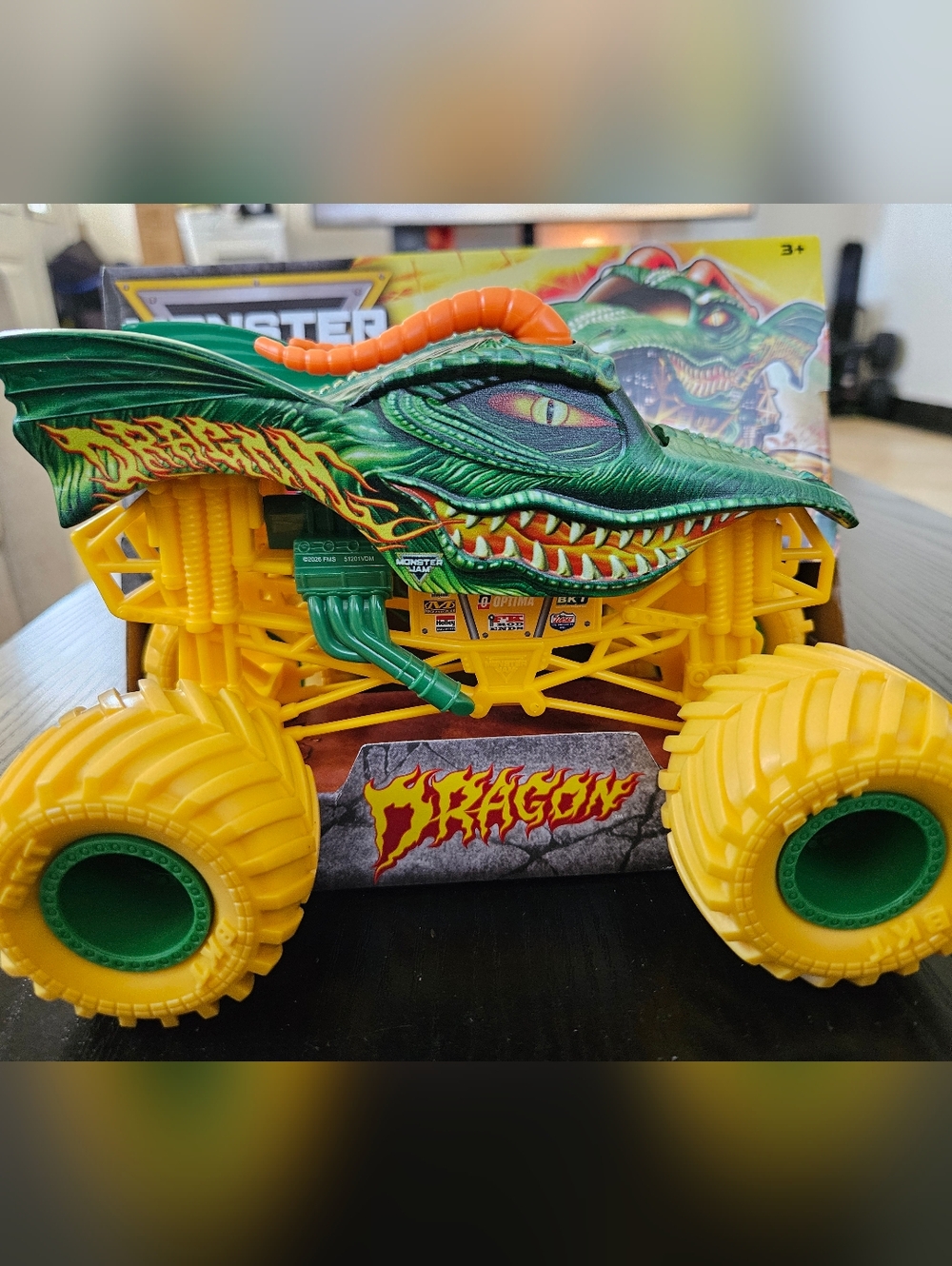 Monster Jam "Dragon" Scale 1:24 Serie 27